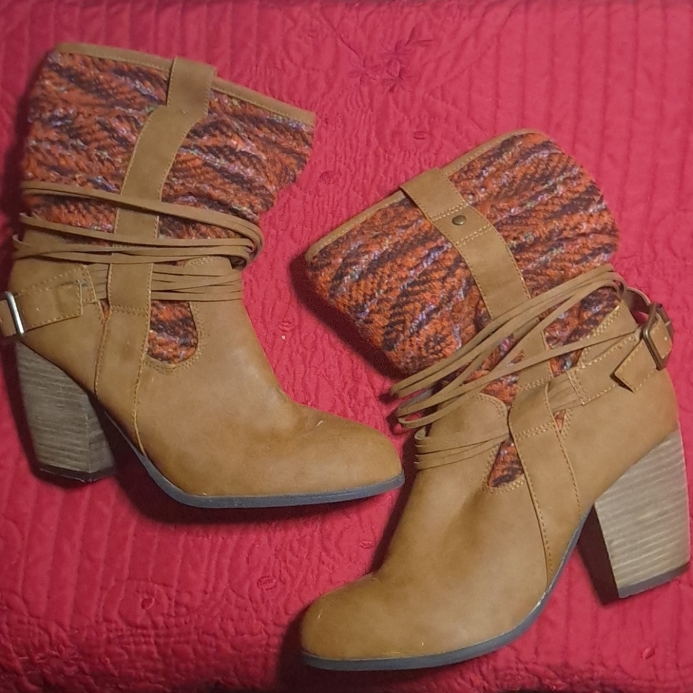 BAKERS Poncho Boots
